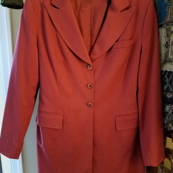 Long Rusty Red 3-button Jacket - Picture 3 of 5
